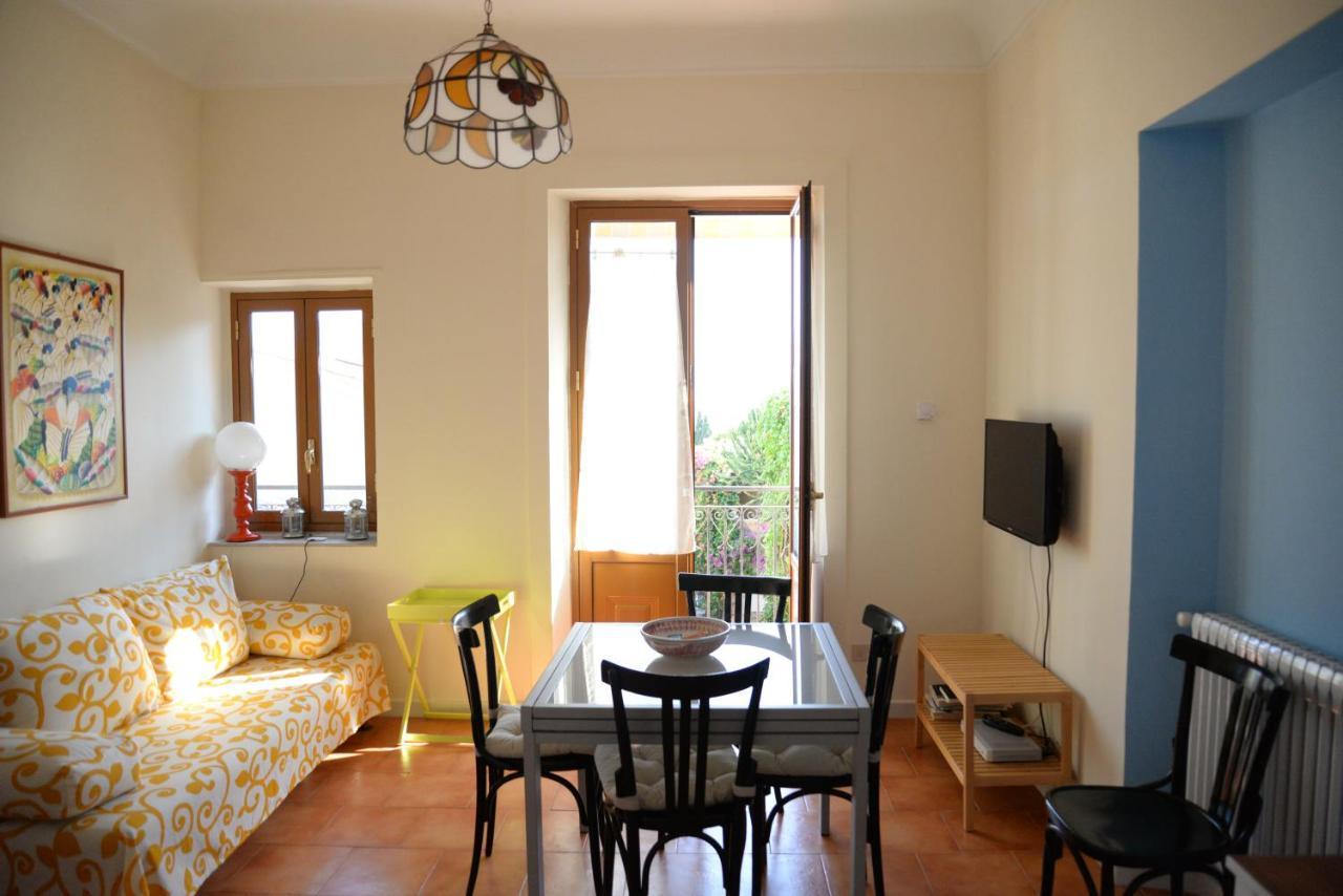 Casa Naumachie Relax In A Safe And Wonderful Place Taormina Luaran gambar