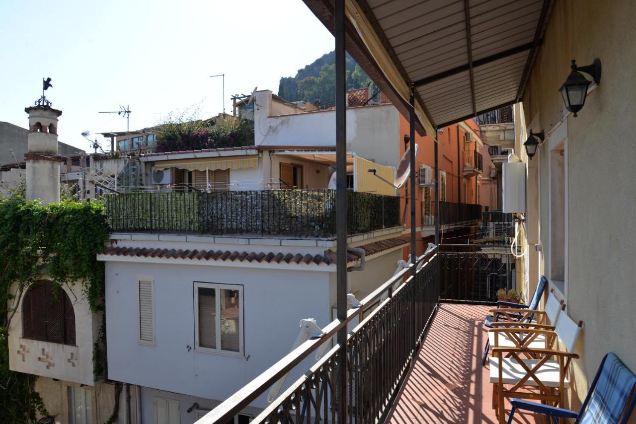 Casa Naumachie Relax In A Safe And Wonderful Place Taormina Luaran gambar