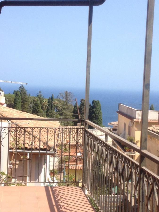 Casa Naumachie Relax In A Safe And Wonderful Place Taormina Luaran gambar